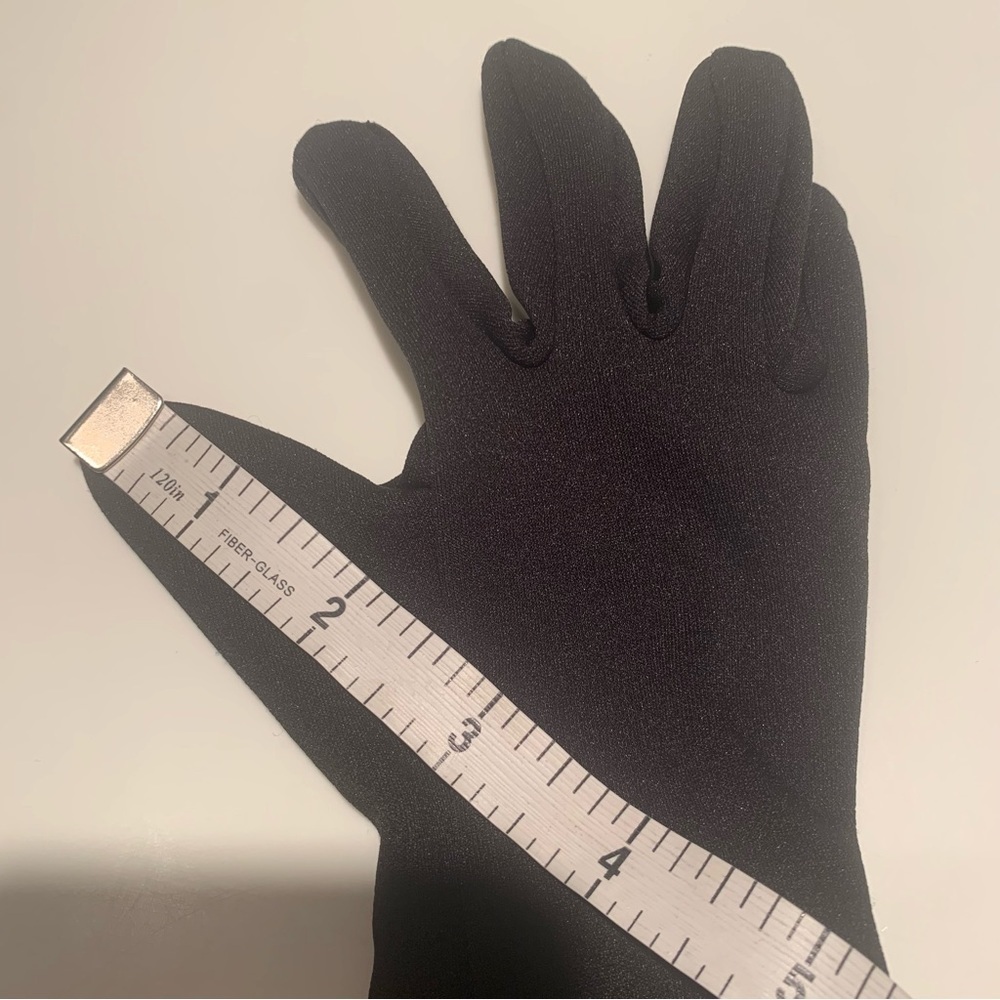 REI Kids Glove Liners Lightweight Stretch Black - Picture 6 of 9